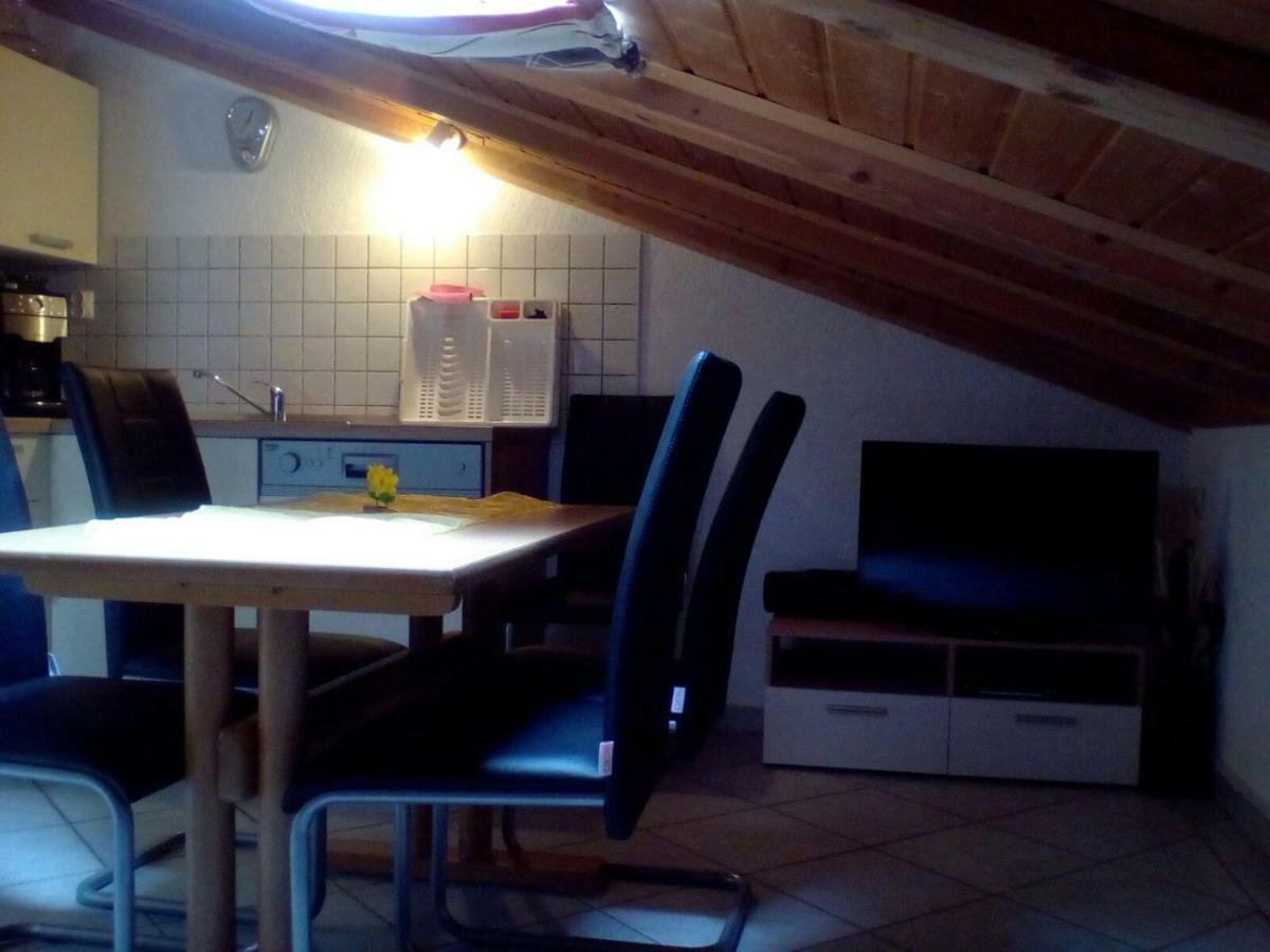 Apartmani Jozefina Omišalj المظهر الخارجي الصورة