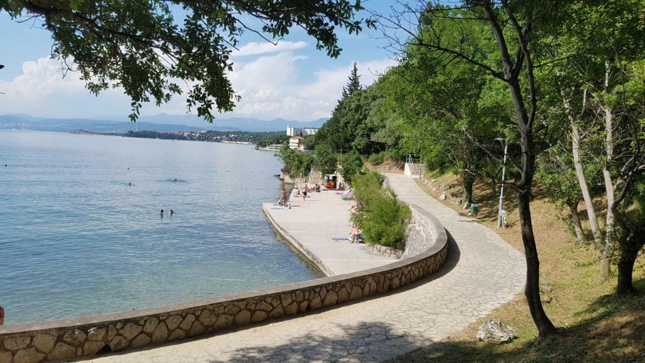 Apartmani Jozefina Omišalj المظهر الخارجي الصورة